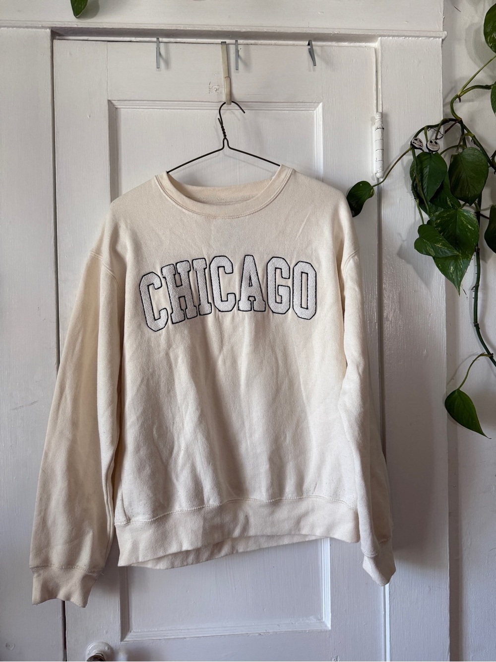 Cream "CHICAGO" Crewneck Sweatshirt NEW YORK POPULAR size L